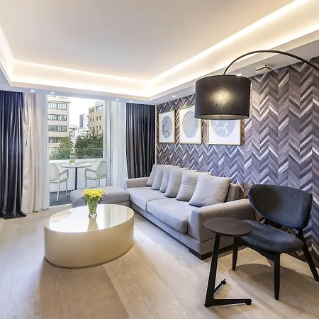 Almond Business Hotel