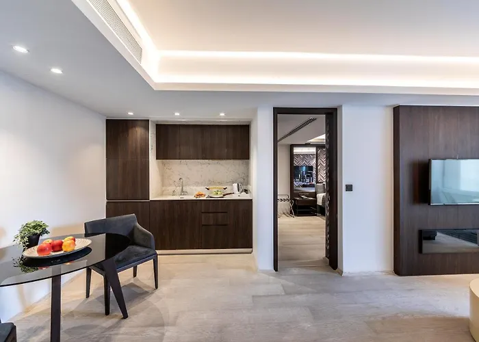 Almond Business Hotel 4*