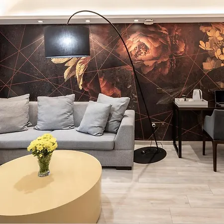 Almond Business Hotel