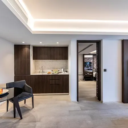 Almond Business Отель 4*