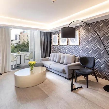 Almond Business Hotel 4*