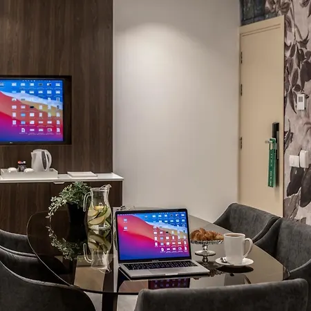 Hotell Almond Business