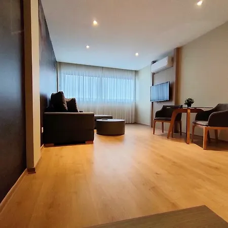 Almond Business Hotel 4*