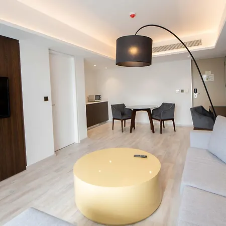 Almond Business Hotel