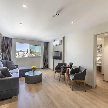 Hotel Almond Business 4*