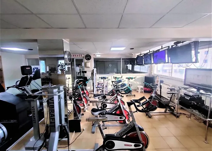 Almond Business Otel 4*