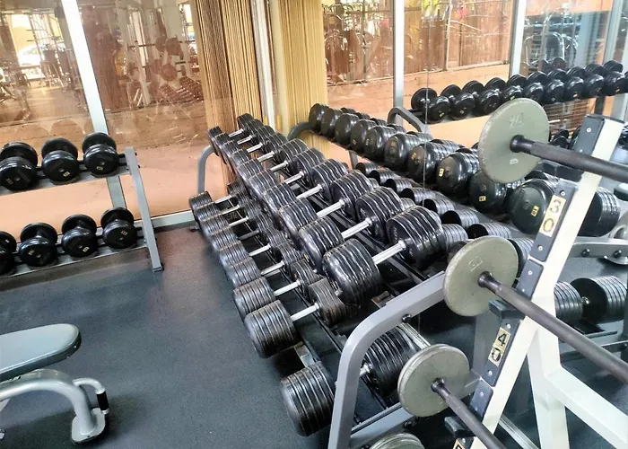 Almond Business Lefkoşa