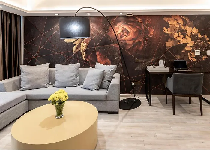 Almond Business Otel