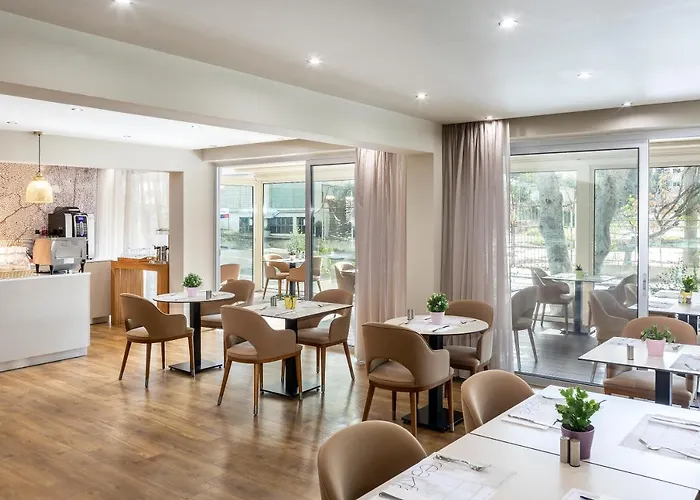 Almond Business 4* Nicosia