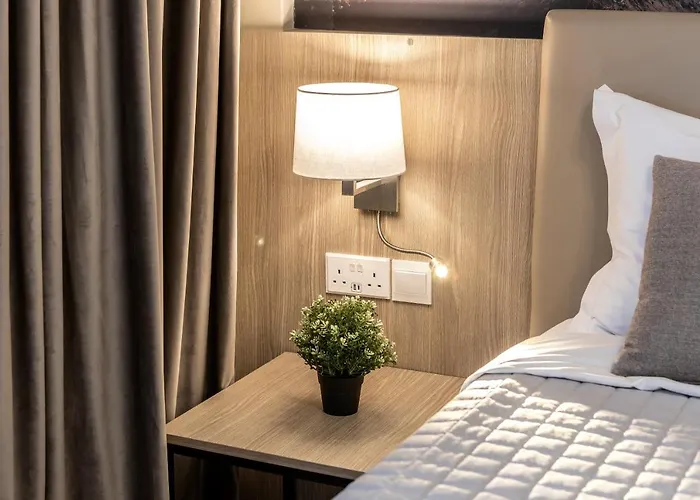 Almond Business Lefkoşa