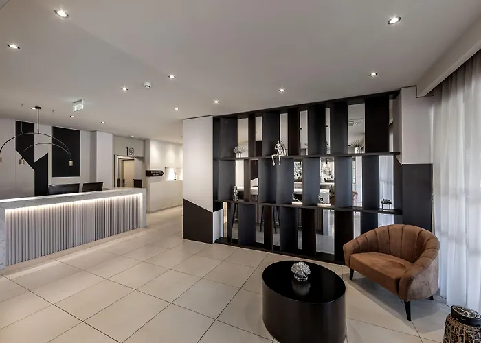 Almond Business 4* Lefkoşa