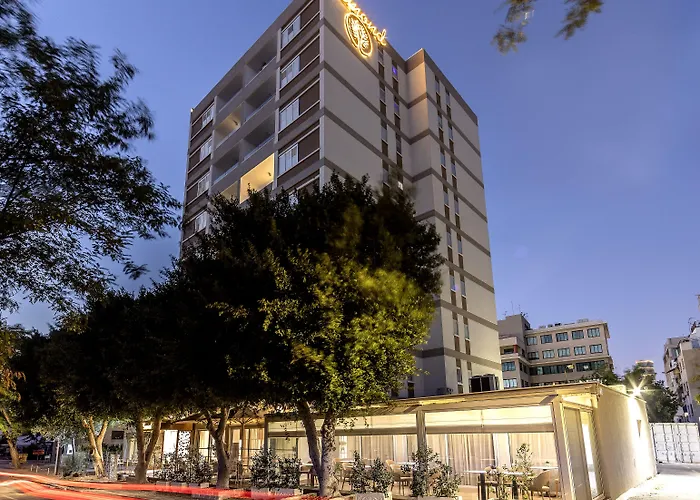 Almond Business Hotel 4*