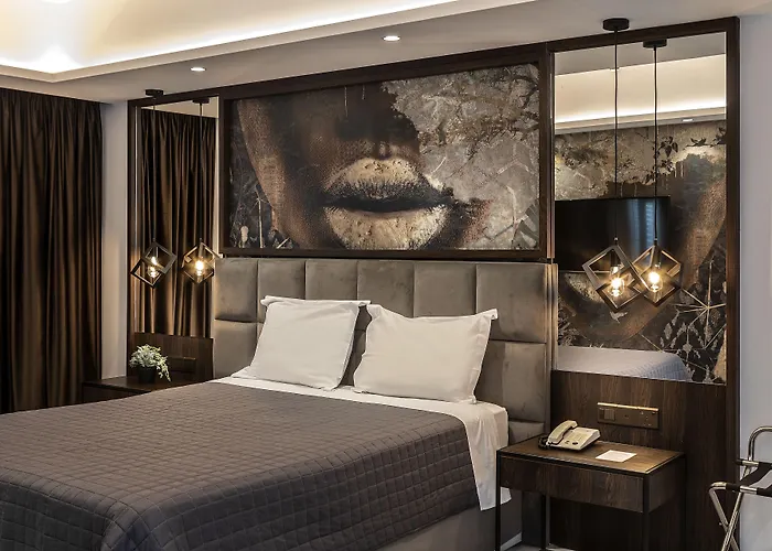 Almond Business Otel 4*