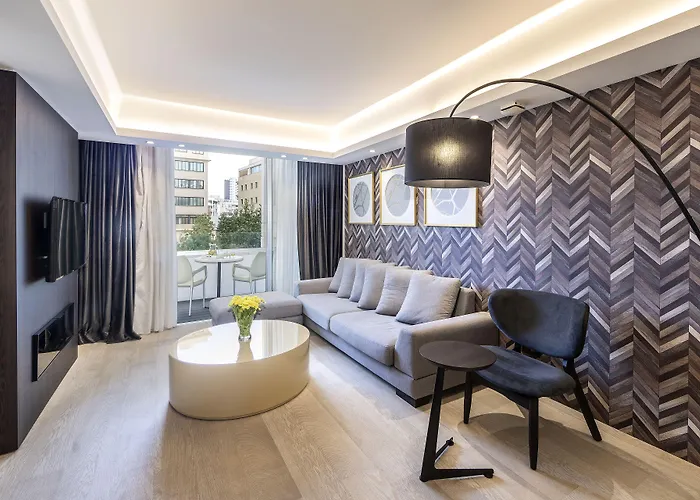 Almond Business Hotel