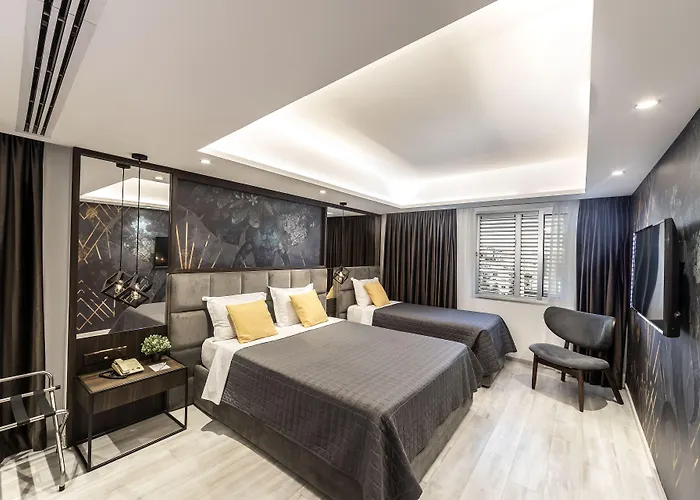 Almond Business Hotel