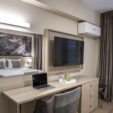 Almond Business Hotel 4*