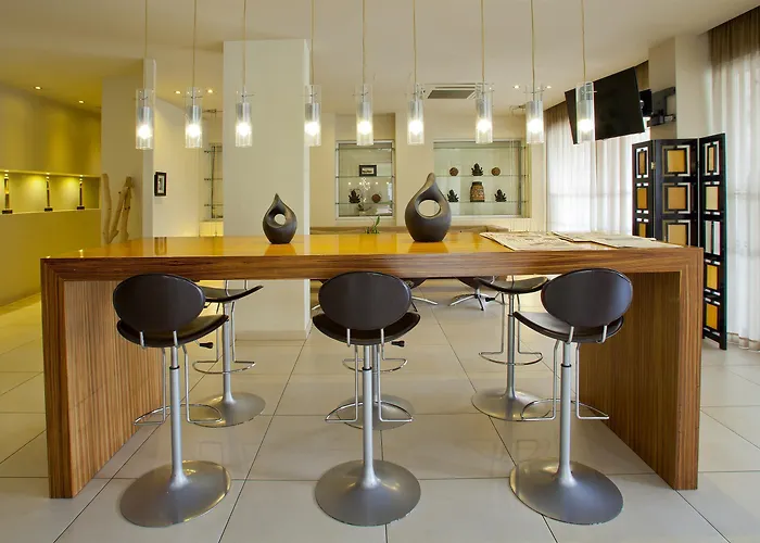 Almond Business Hotel